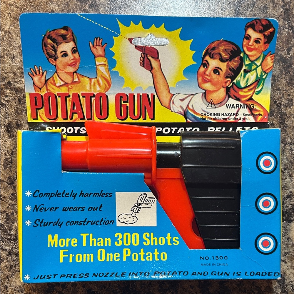 Vintage Potato Gun Toy - Picture 1 of 4